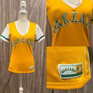 Majestic Oakland Baseball Tee - Yellow and White